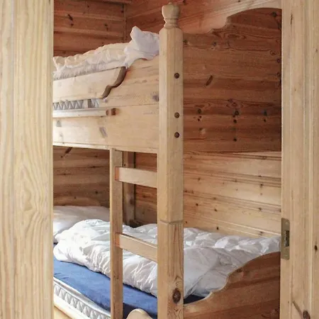 Holiday home Cozy In Vik I Sogn With House Sea View Espeset